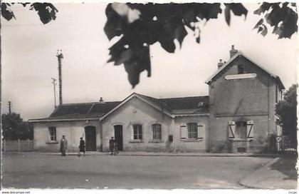 CPSM Domont La Gare