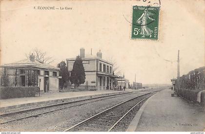 France - ÉCOUCHÉ (61) La Gare - PLI D'ANGLE Voir les scans pour l'état - Ed. TREMBLAIS 8