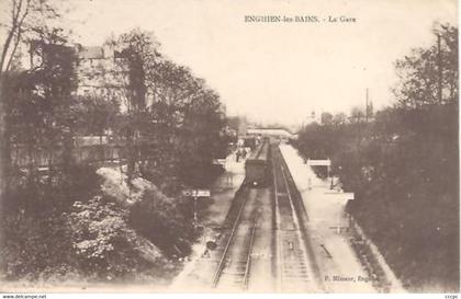 CPA Enghien-les-Bains La Gare