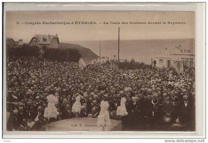 ETABLES-SUR-MER. - Congrès eucharistique - la foule...