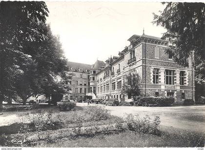 CPM Evaux-les-Bains Le Grand Hôtel Thermal