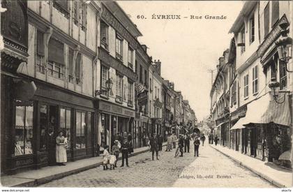 CPA ÉVREUX-Rue Grande (43475)