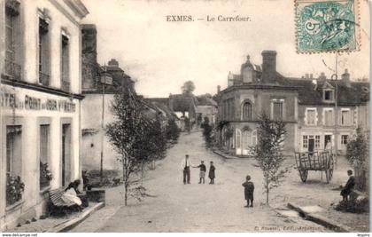 61 - EXMES --  Le Carrefour