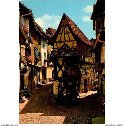 68420 - EGUISHEIM - DES RUELLES PITTORESQUES DU XVIe SIECLE