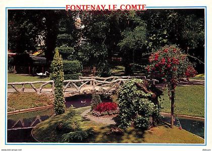 85 - Fontenay le Comte - Le jardin de l'Hôtel de Ville - Le Pont rustique - Fleurs - Flamme Postale de Fontenay le Comte