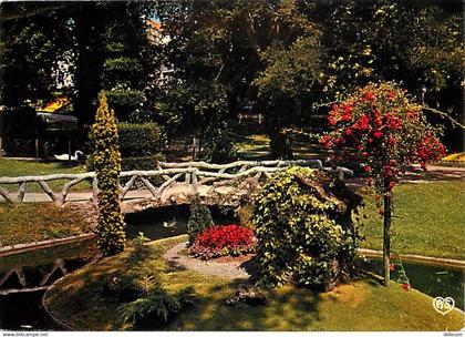 85 - Fontenay le Comte - Le jardin de l'Hôtel de Ville - Le Pont rustique - Fleurs - Flamme Postale de Fontenay le Comte