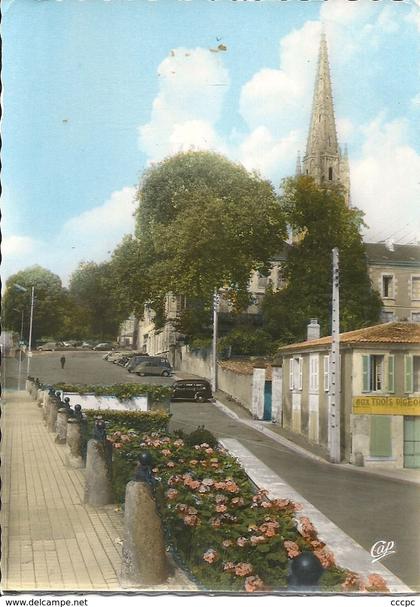 CPSM Fontenay-le Comte L'Eglise