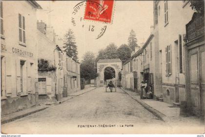 CPA FONTENAY-TRÉSIGNY La Porte (979970)