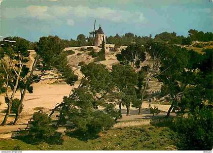 13 - Fontvieille - Le Moulin de Daudet - CPM - Voir Scans Recto-Verso