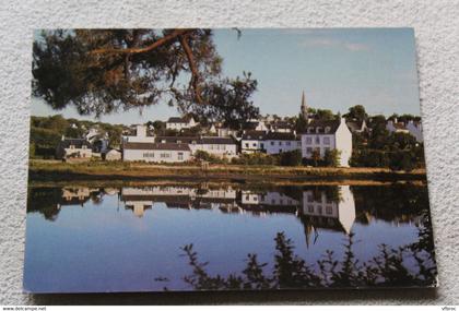 Cpm, la Forêt Fouesnant, le bourg, Finistère 29