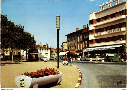 CPM Gaillac Place de la Liberation FRANCE (1016756)