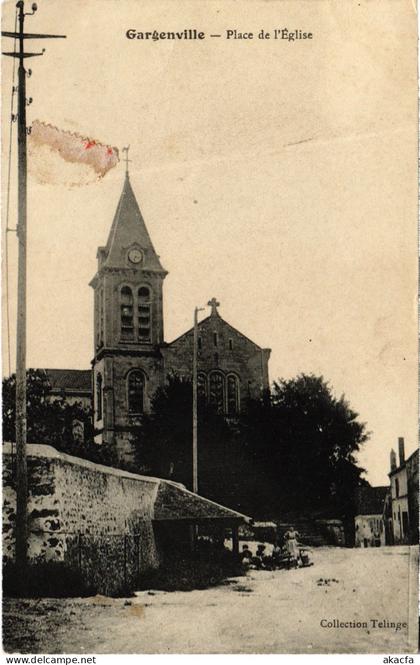 CPA GARGENVILLE Place de l'Eglise (1411957)