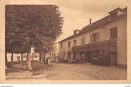 95 - n°73354 - GARGES LES GONESSES - Place du Moulin - Café Lassout - Carte peu courante