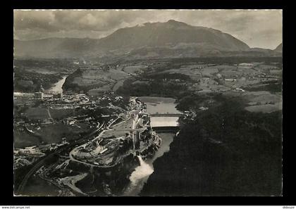 01 - Genissiat - Barrage de Genissiat - Vue aérienne - Carte dentelée - CPSM grand format - Carte Neuve - Voir Scans Rec