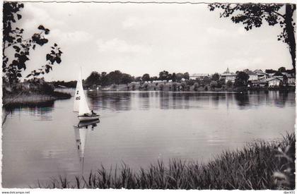 51 - GIVRY-EN-ARGONNE (Marne) - Etang du Val d'Ante - Baignade et Camping