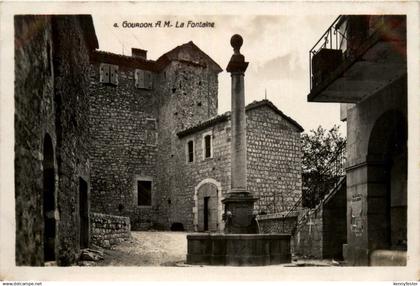 Gourdon, la Fontaine