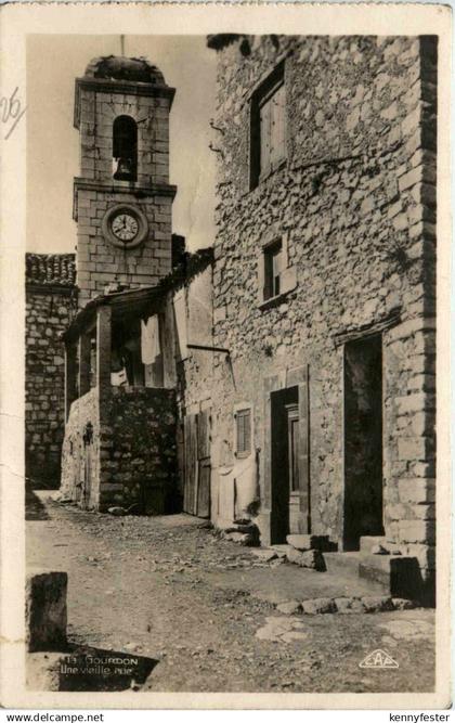 Gourdon, Une vieille rue