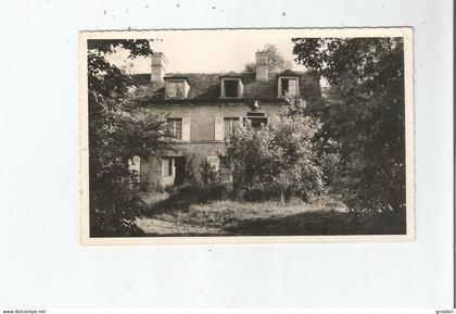 GOUVIEUX (OISE) CARTE PHOTO "TOUS VENTS" A TRAVERS LE FEUILLAGE