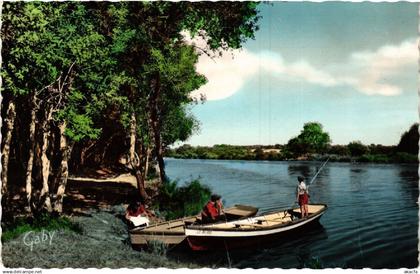 CPA Guenrouet - Pecheurs sur le Canal de NANTES a Brest (587749)