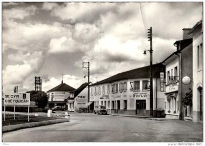 56 - GUER - COETQUIDAN - SAINT-CYR - camp militaire - DS