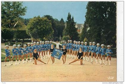 MAJORETTES DE GUERET + PALMARES AU DOS