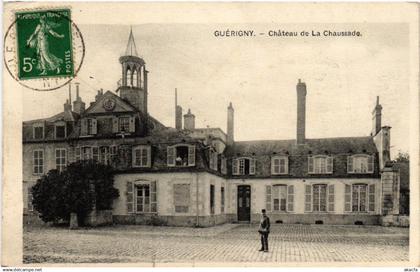 CPA AK GUERIGNY - Chateau de La Chaussade (457315)