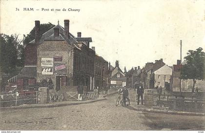 CPA Ham Pont et rue de Chauny