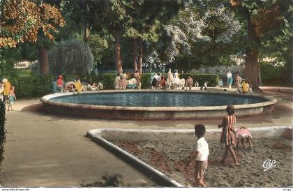 CPSM Harfleur Le Jardin d'Enfants - Le Bassin