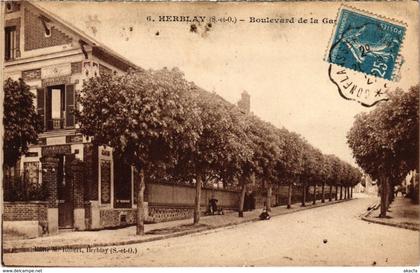 CPA HERBLAY - Boulevard de la Gare (107266)