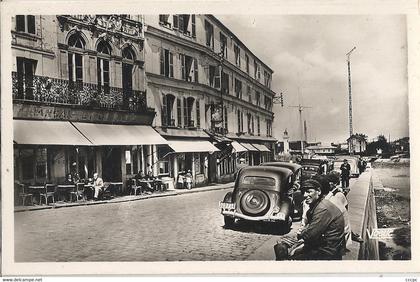 CPSM Honfleur Quai Beaulieu