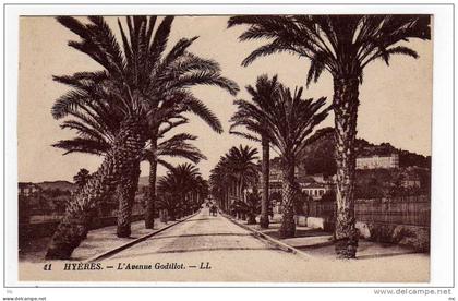 83 - Hyères - L'Avenue Godillot