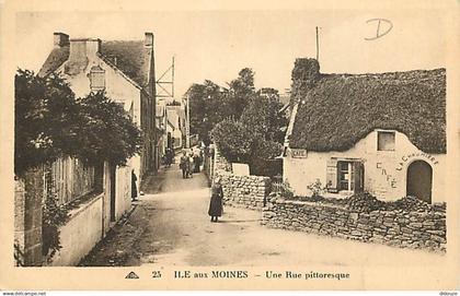 56 - Ile aux Moines - Une Rue pittoresque - Animée - CPA - Voir Scans Recto-Verso