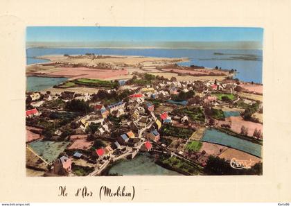 ile d'arz * vue aérienne des villages de gréavo et d'Arz