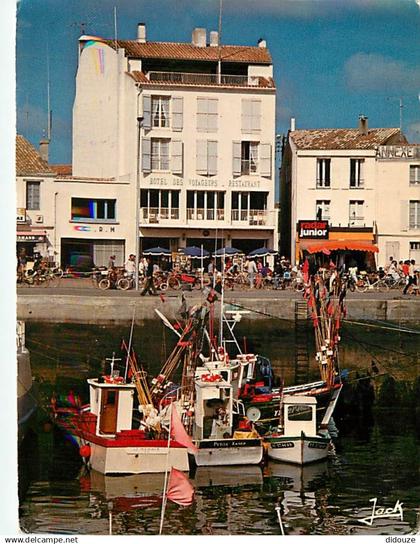 85 - Ile d'Yeu - Bar Hotel des Voyageurs - Restaurant - Gilles Nolleau - Bateaux - Flamme Postale de l'Ile d'Yeu - CPM -