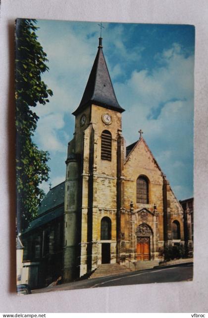 Cpm, Issy les Moulineaux, l'église, Hauts de Seine 92