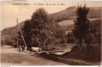 CPA Julienas - La Planche - Sur la Route de Jullie (1036544)