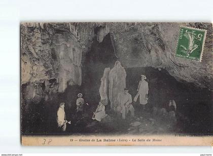 LA BALME LES GROTTES : La salle du Moine - état