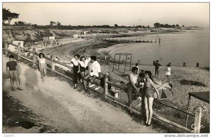 LA BERNERIE en RETZ 44 - Plage de la Sennetière