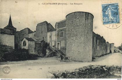 CPA LA CAVALERIE - Les Remparts (161092)