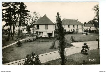 La Celle Saint Cloud ( résidence lotissement à identifier )( format C.P.A. )