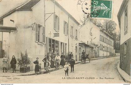 LA CELLE SAINT CLOUD rue Pescatore