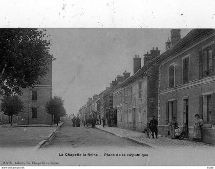 LA CHAPELLE-LA-REINE PLACE DE LA REPUBLIQUE (CARTE GLACEE)