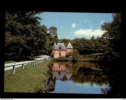 85 - LA CHATAIGNERAIE - chateau