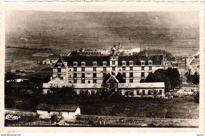 CPA La Cote-Saint-Andre - Chateau Louis XI FRANCE (961541)