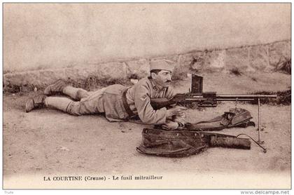 LA COURTINE LE FUSIL MITRAILLEUR