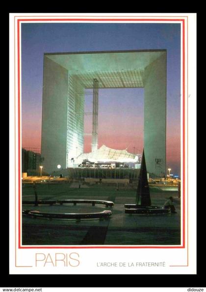 92 - La Défense - La Grande Arche de la Fraternité - CPM - Voir Scans Recto-Verso