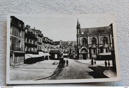 Cpsm, la Delivrande, place de la basilique, Calvados 14