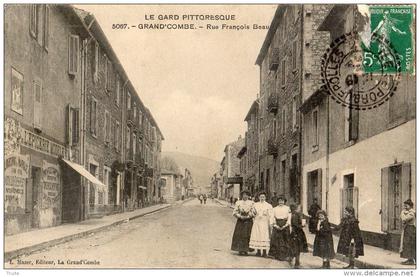 LA GRAND-COMBE RUE FRANCOIS BEAU ANIMEE EPICERIE MODERNE