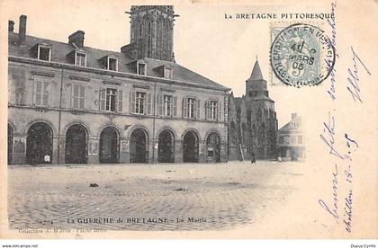 LA GUERCHE DE BRETAGNE - La Mairie - très bon état