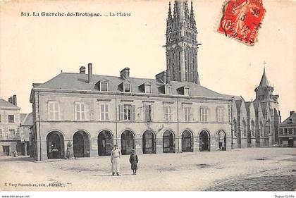 LA GUERCHE DE BRETAGNE - La Mairie - très bon état